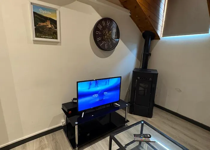 Lägenhet Au Pied Du Chateau T3 *