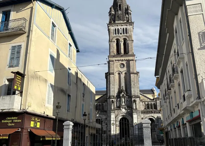 Au Pied Du Chateau T3 Lägenhet Lourdes